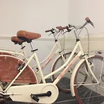 Les Suites Di Parma